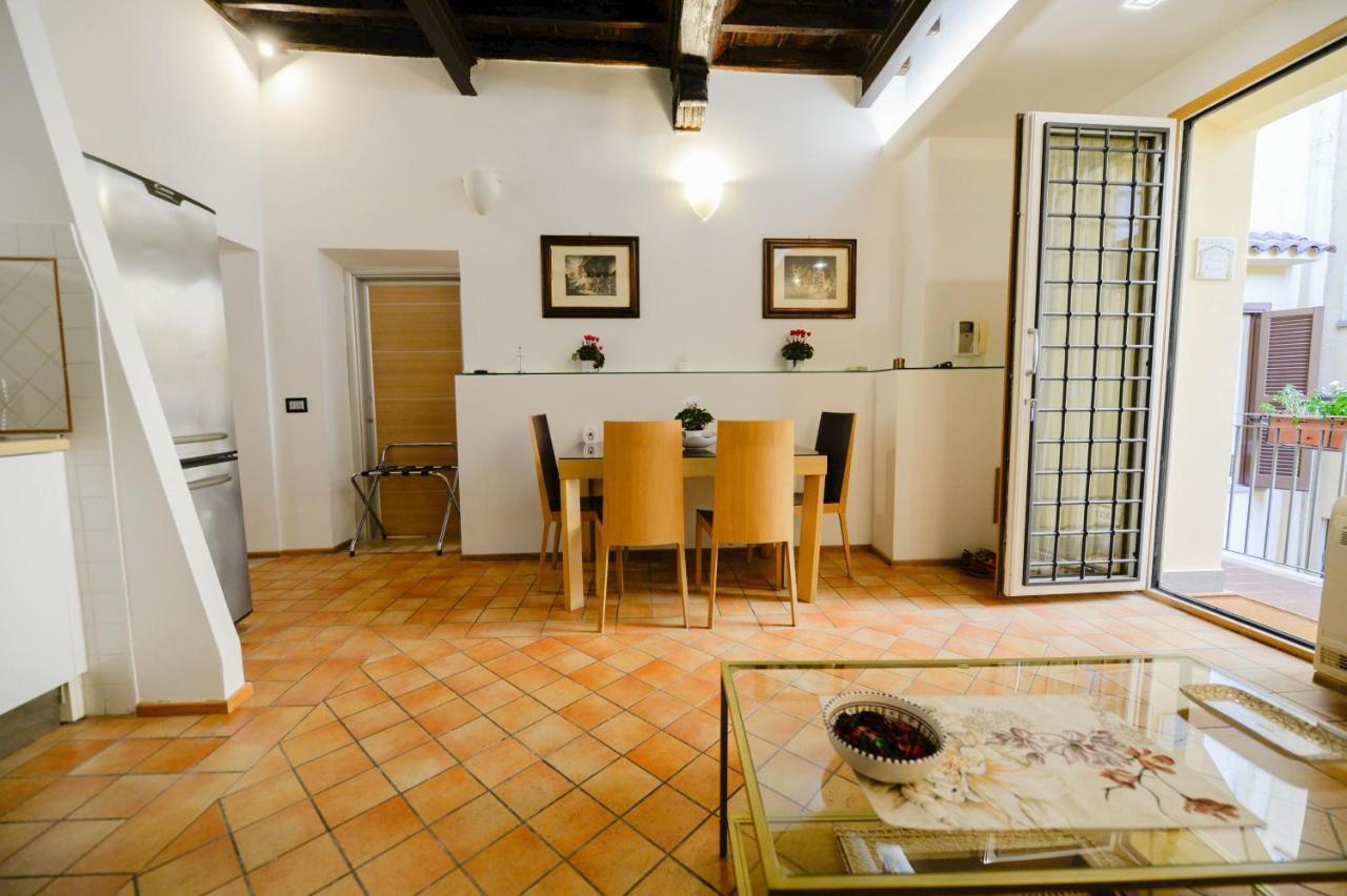Aparthotel Campo De Fiori Relais