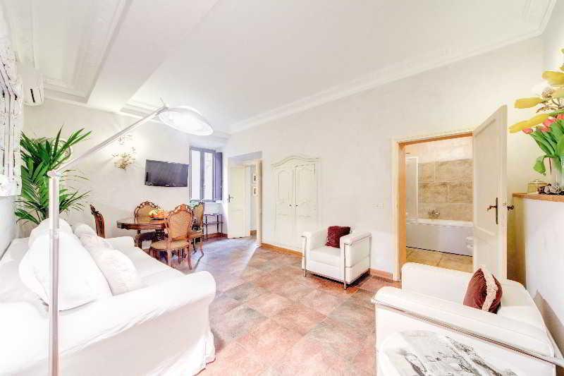 Campo De Fiori Relais Aparthotel *